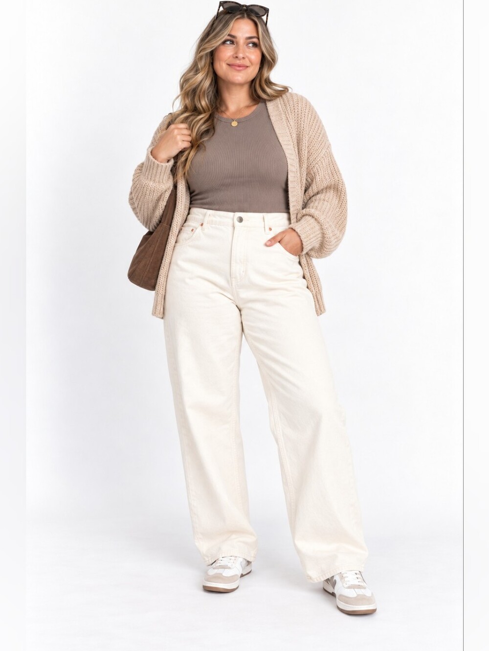 Universal Thread 90s Baggy Jeans Women’s Plus Size 28 Ivory/Off White High-Rise